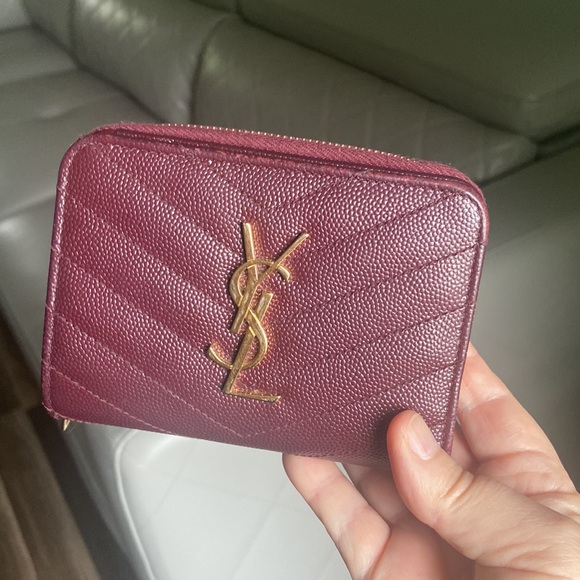 🇫🇷YSL CASSANDRE MATELESSE’ OXBLOOD ZIP WALLET - Picture 13 of 14